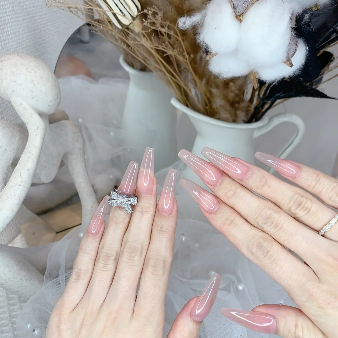 ネイル ハンドネイル ハンドケア DG nailのネイルデザイン