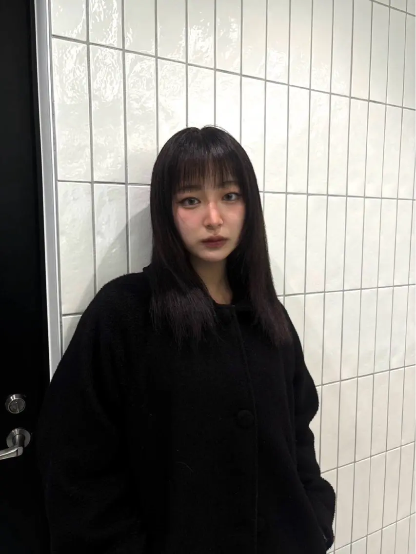 ミディアム カラー カット ヘアカラー ハイトーン/ レイヤーmiyu🪽のヘアスタイル