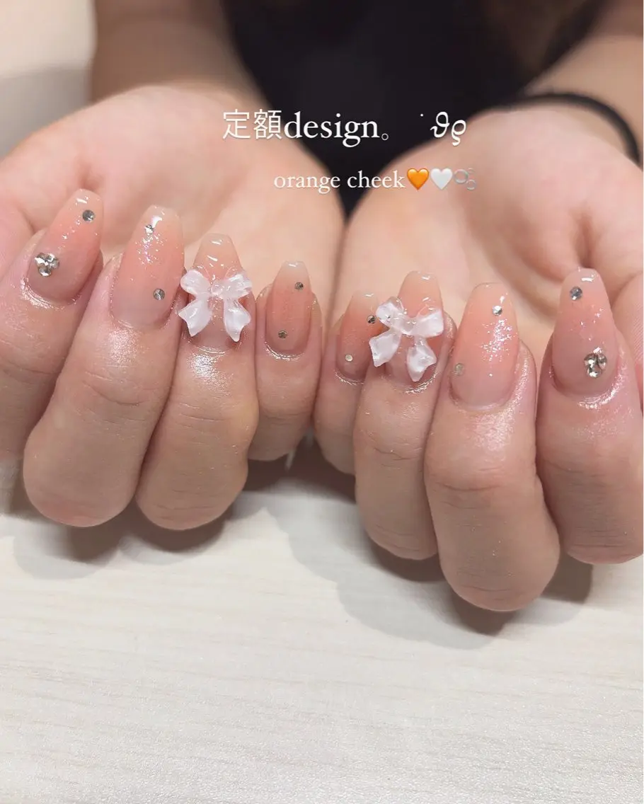 ネイル チークネイル オレンジ ハンドネイル beautiful meみくのネイルデザイン