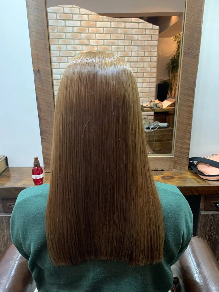 セミロング カラー トリートメント 縮毛矯正 特化生田のヘアスタイル
