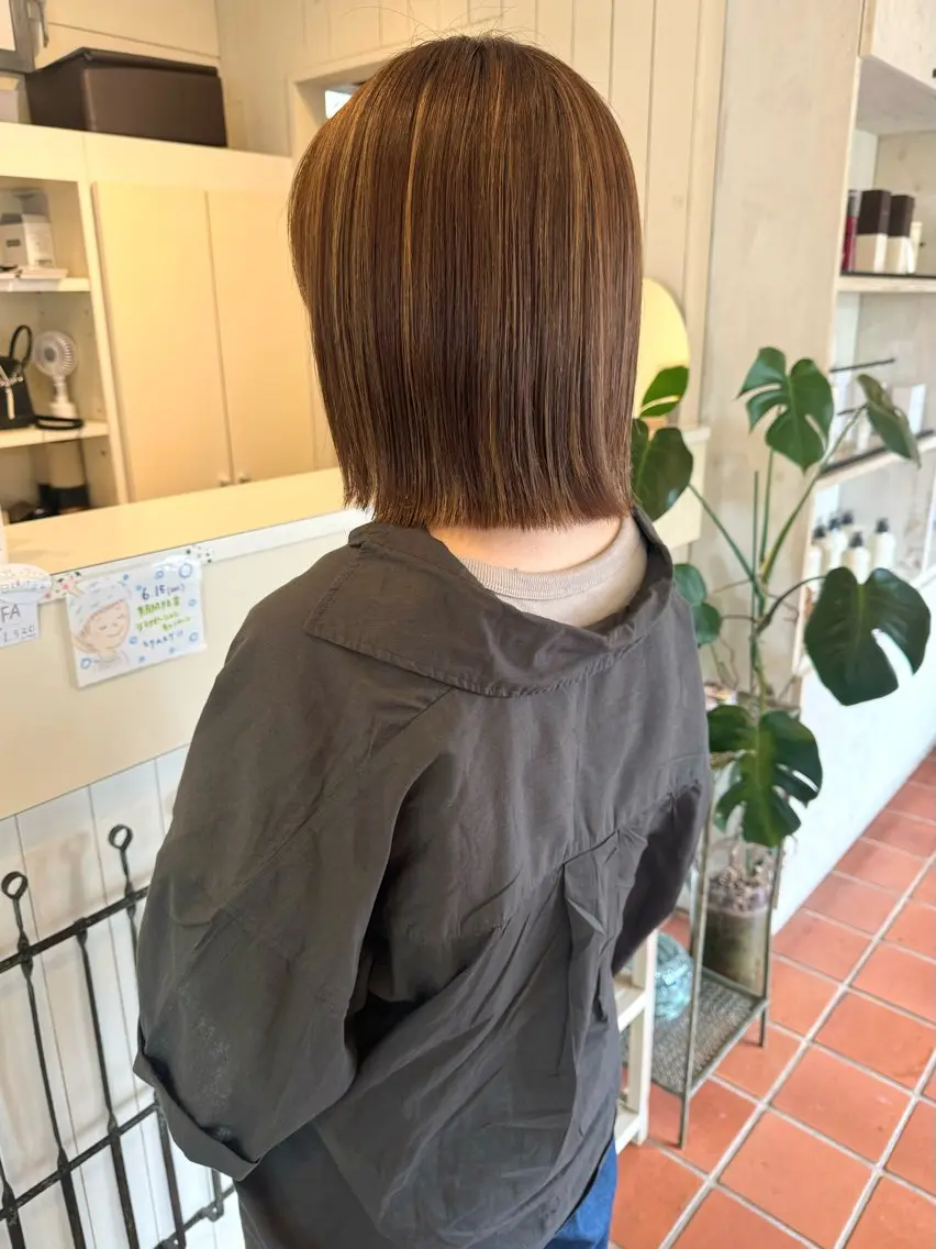 【動きの出るスタイルへ🧚🏻】カット+ハイライトカラーの写真