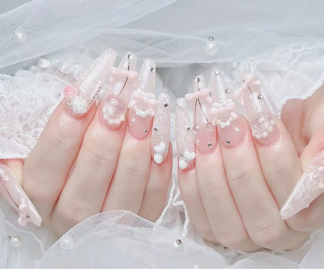 ネイル チークネイル 長さ出し フレンチネイル ジェルネイル ガーリー Sora Nail Studioのネイルデザイン
