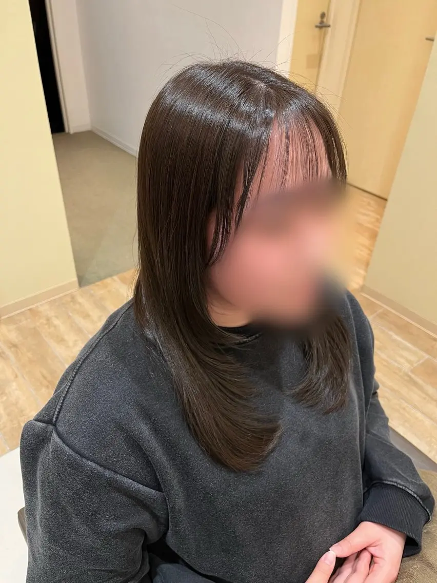 ロング 顔まわりレイヤー レイヤーカット 五十嵐 眞子のヘアスタイル
