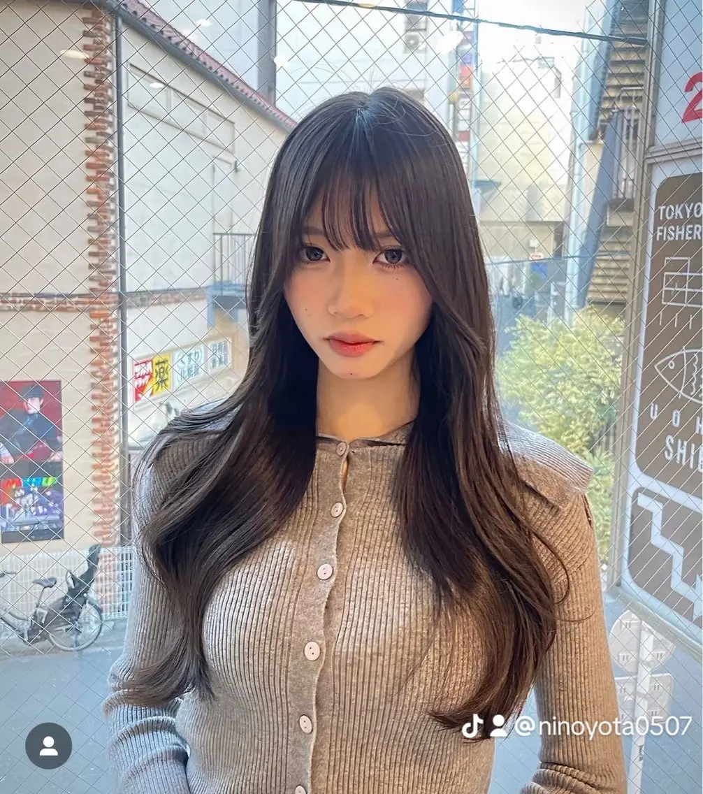 カラー グレージュ 二宮 陽太のヘアスタイル
