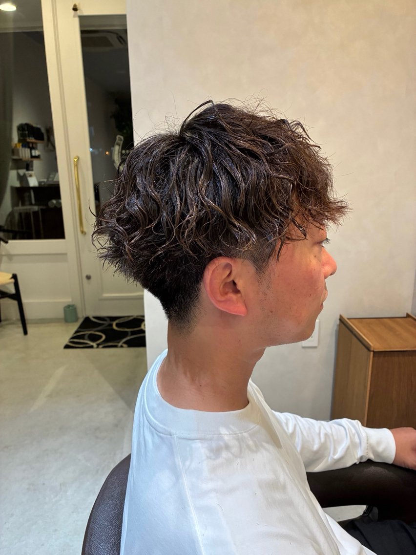 メンズ マッシュ 透明感カラー🫧 大城かえでのヘアスタイル
