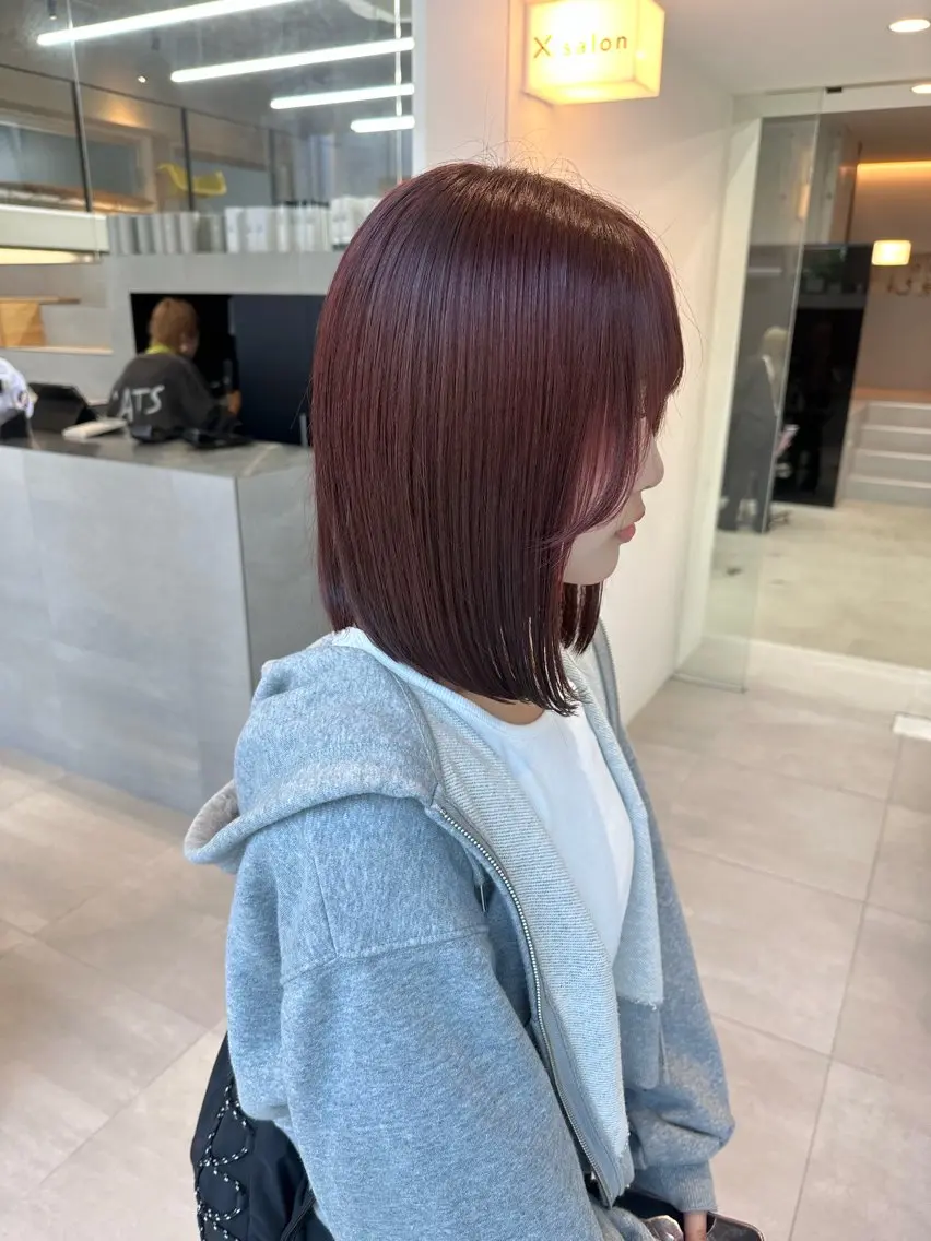 ミディアム カラー ボルドーカラー 髪質改善 トリートメント 染谷 遥花のヘアスタイル