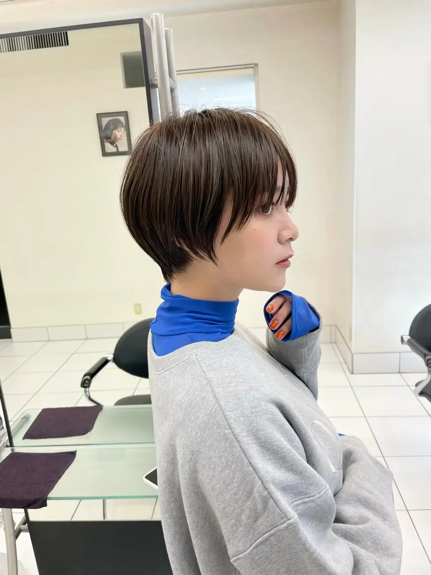 ショート カラー 小池 功のヘアスタイル