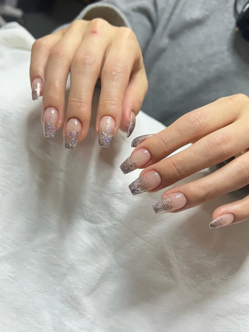 ネイル グラデーション ラメ(グリッター) ラメグラデーション Lumiereva nail salonのネイルデザイン