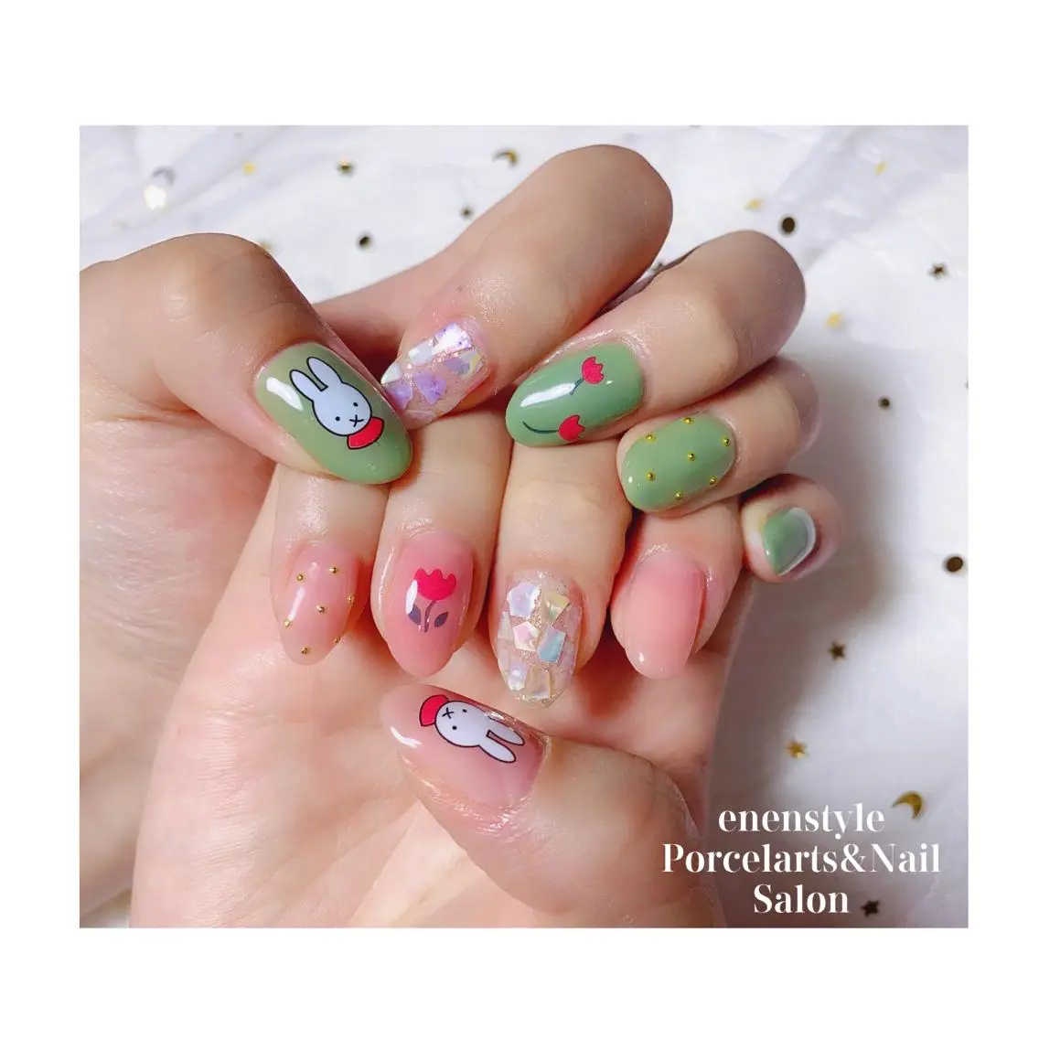 ミディアム ネイル ジェルネイル ニュアンスネイル オフィスネイル ワンカラーネイル パラジェル ハンドネイル 🐾enen style 🐾のネイルデザイン