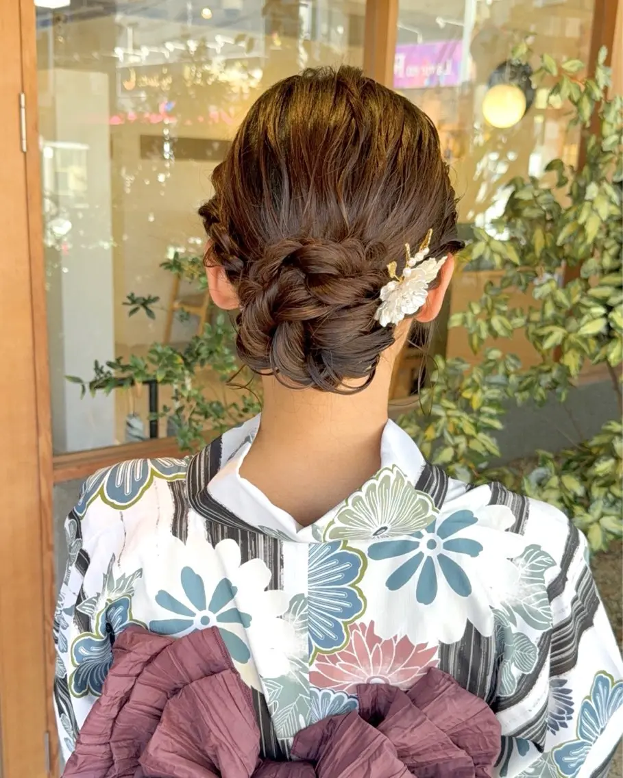 ロング ヘアアレンジ 浴衣 ヘアセット 浦辻 夏紀のヘアスタイル