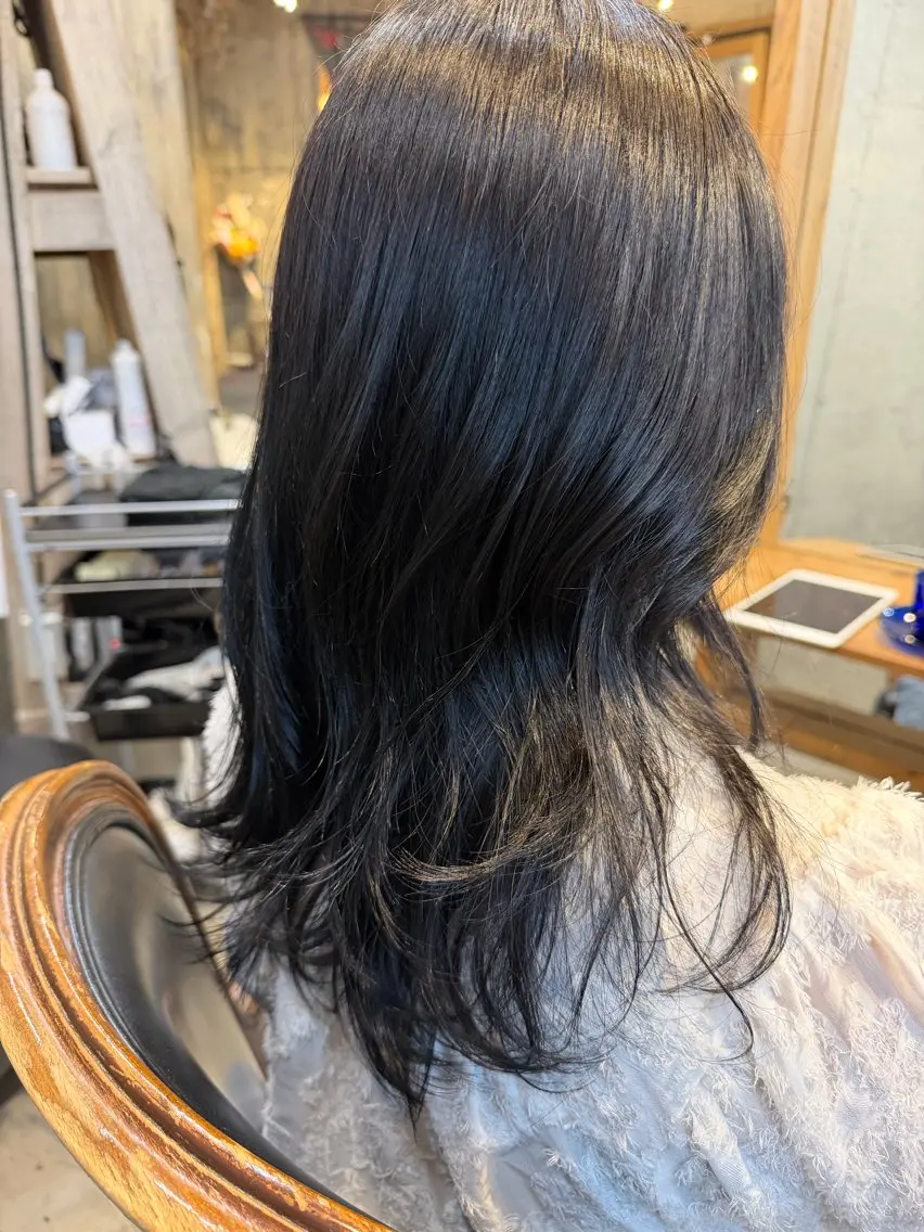 ミディアム カラー ヘアアレンジ ミディアムレイヤー 透明感カラー くびれヘア レイヤーカット 外ハネヘア カット ヘアカラー 🍀Ryosuke 🍀のヘアスタイル