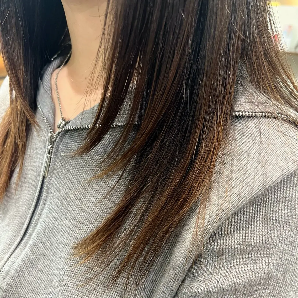 セミロング レイヤーカット 💘札幌クロスパーマ 髪質改善💘rinaのヘアスタイル