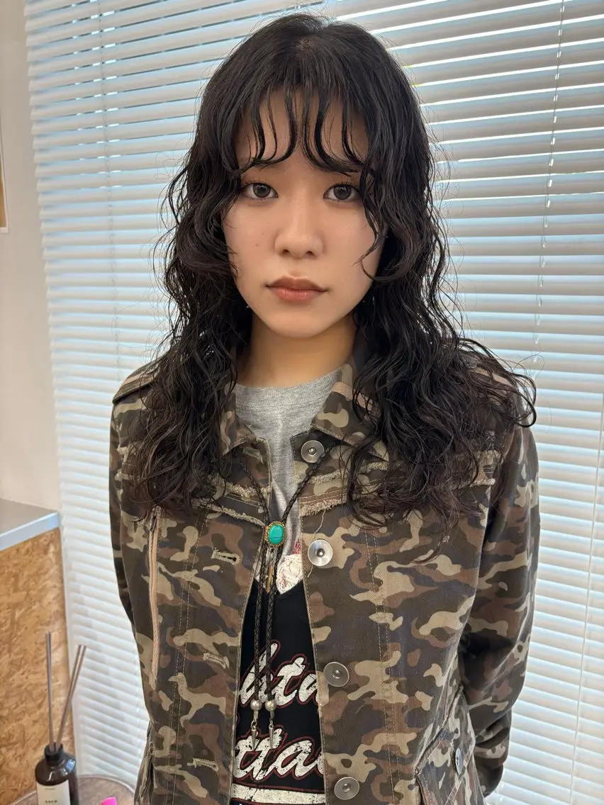 ロング カット パーマ トリートメント 舘谷 愛莉のヘアスタイル