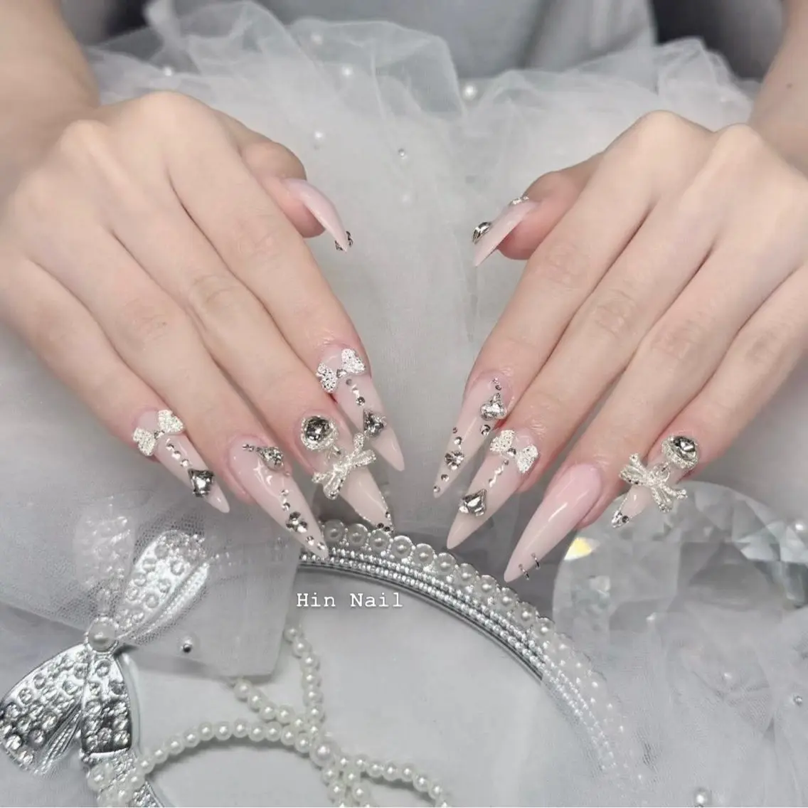 ネイル ハンドネイル HIN NAILのネイルデザイン