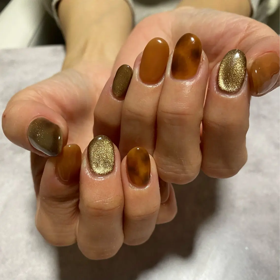 ネイル べっ甲ネイル ハンドネイル to nailのネイルデザイン