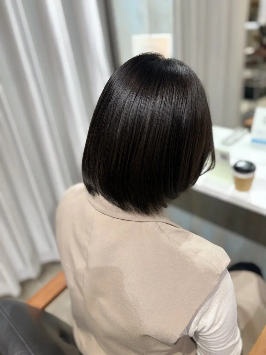 ショート 【表参道】艶カラー 松原 栞🌼‎🤍のヘアスタイル