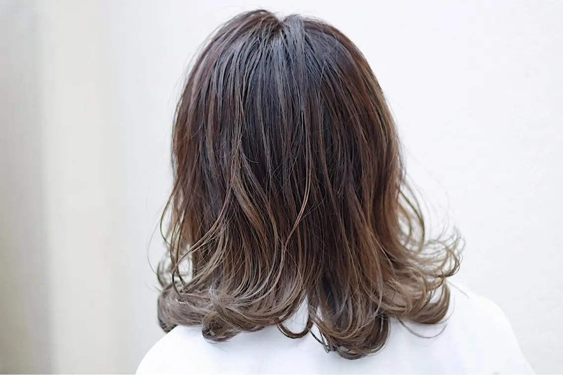 ミディアム カラー ヘアアレンジ グラデーションカラー ハイライトカラー ハイライト 遠藤悠大/メンズ縮毛 /メンズカットのヘアスタイル