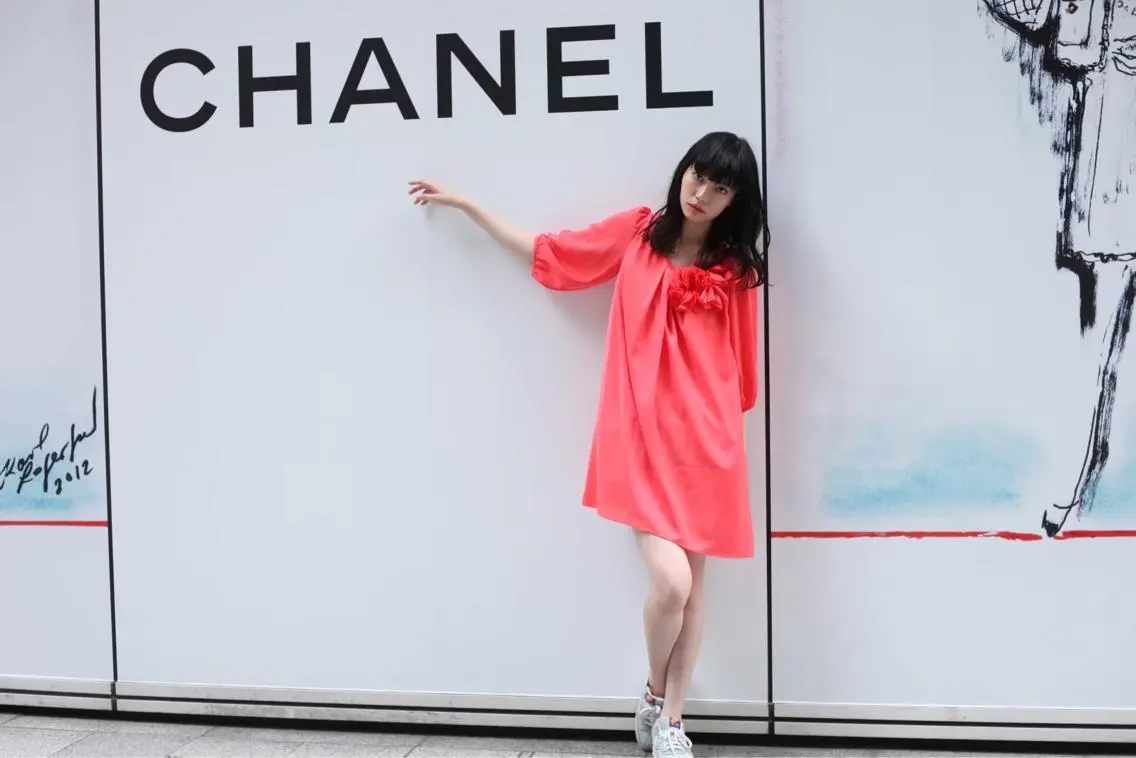 ミディアム カラー パーマ ヘアアレンジ メンズ キッズ ネイル マツエク・マツパ メンズウルフカット アディクシーカラー 透明感カラー ボブ ウルフカット 藤井 仁紀のヘアスタイル