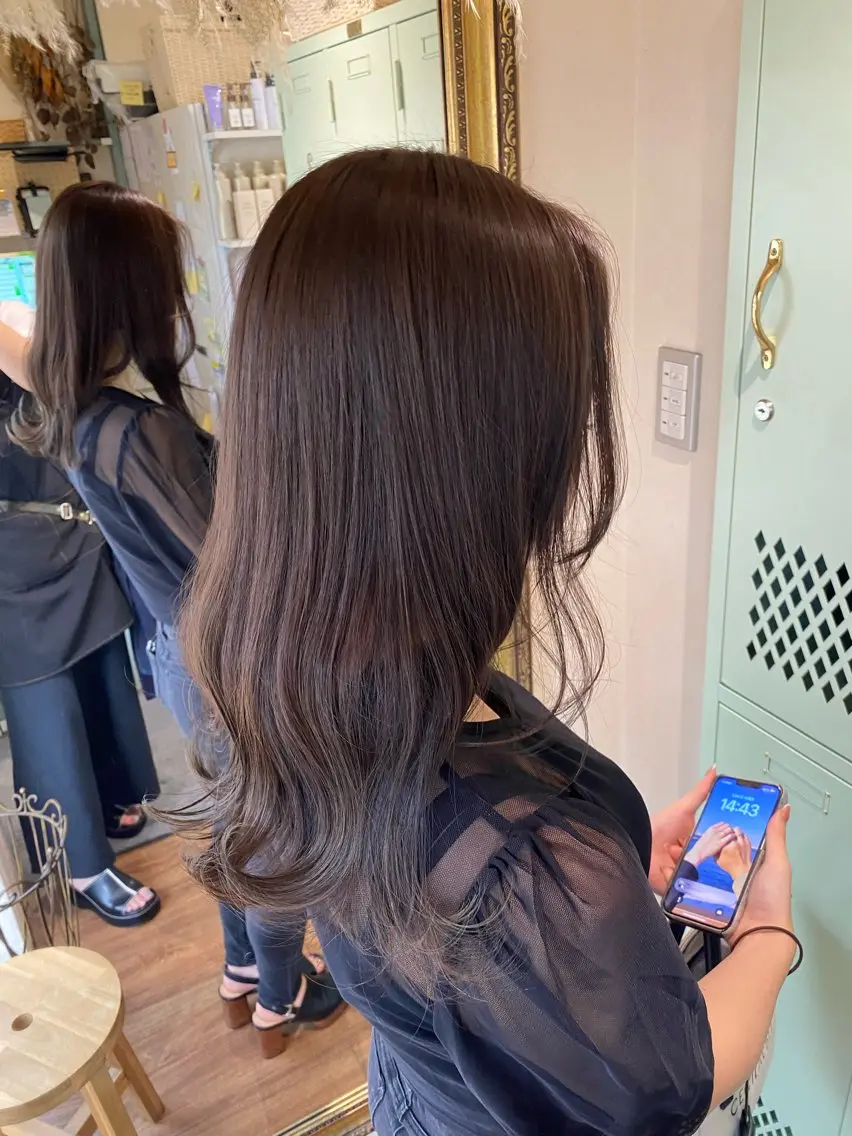セミロング カラー 透明感カラー ダークグレー ダークグレージュ グレージュ カット ヘアカラー トリートメント 透明感カラー/韓国 ヘア🩶yuri🩵のヘアスタイル