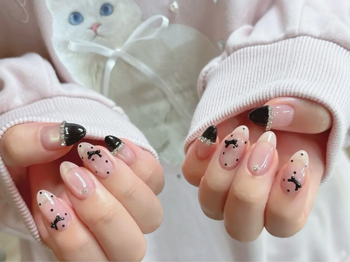 セミロング ハンドネイル Chipi Nailのネイルデザイン