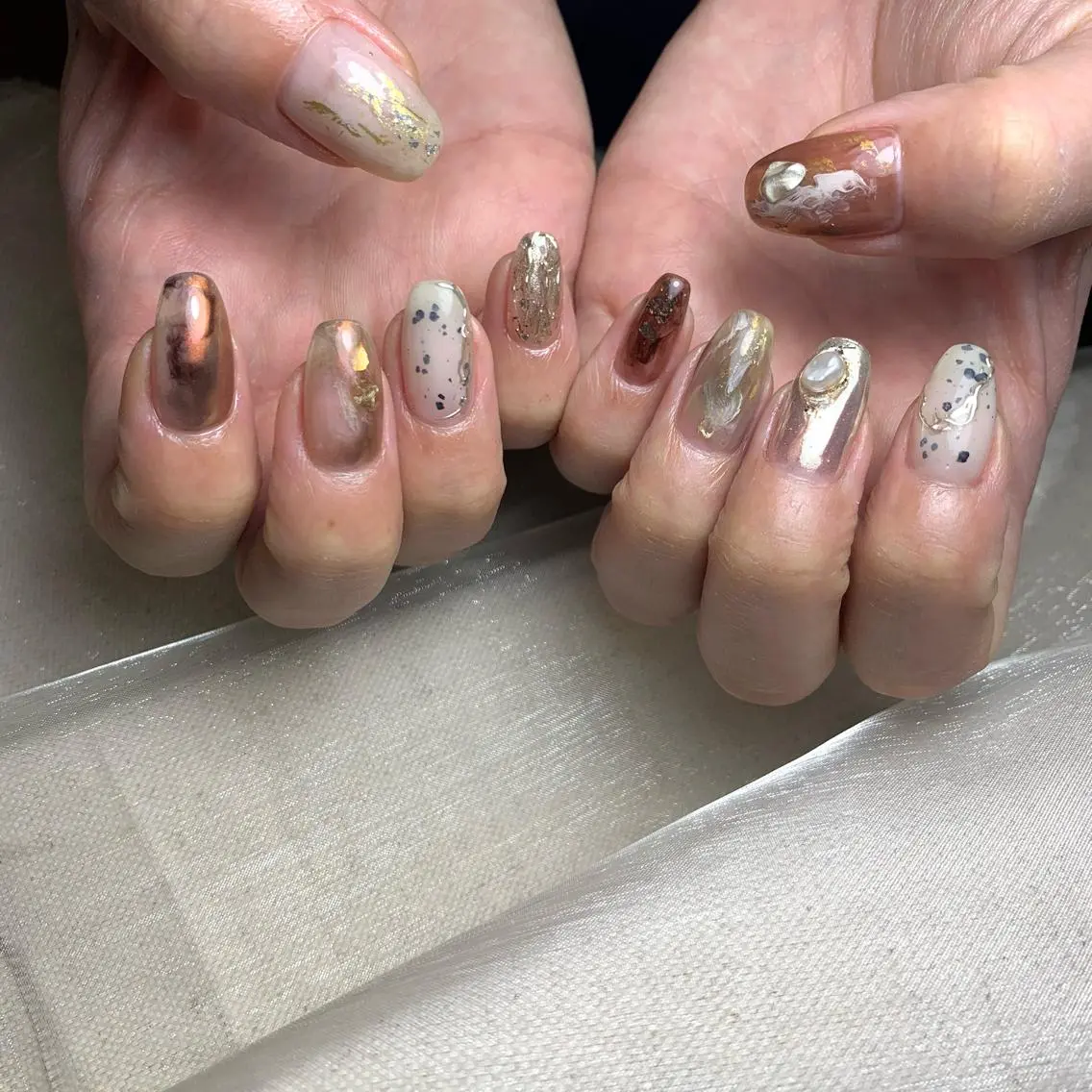 ネイル ハンドネイル 里見 麗のネイルデザイン