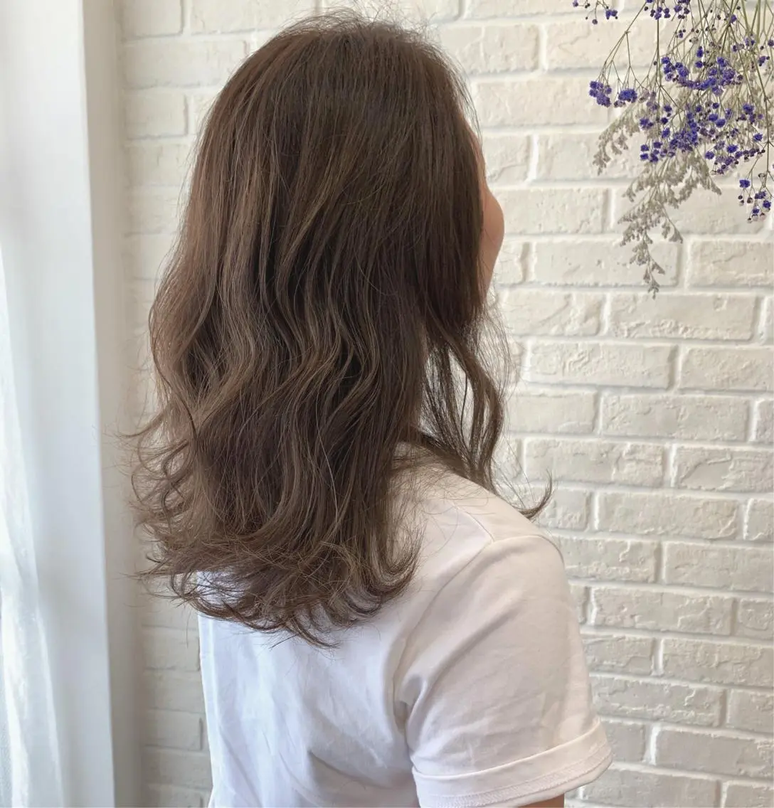 セミロング アッシュ 増田 晃士のヘアスタイル