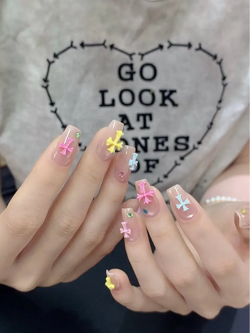 ネイル ハンドネイル ハンドケア Shiori Nail salonのネイルデザイン