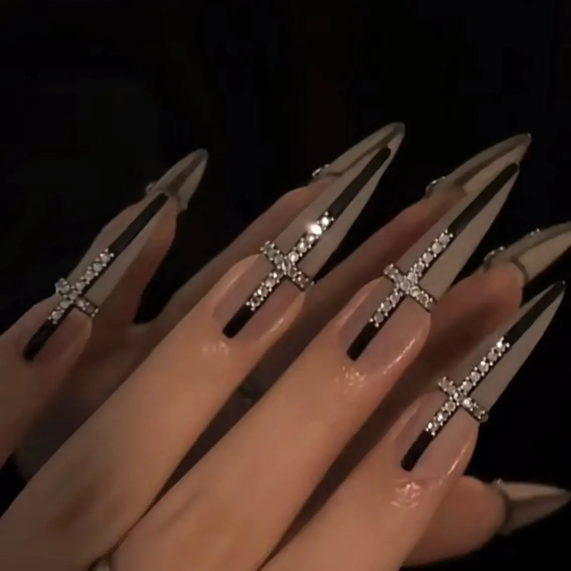 ネイル ハンドネイル 大久保YISnail スカルプ専門店のネイルデザイン