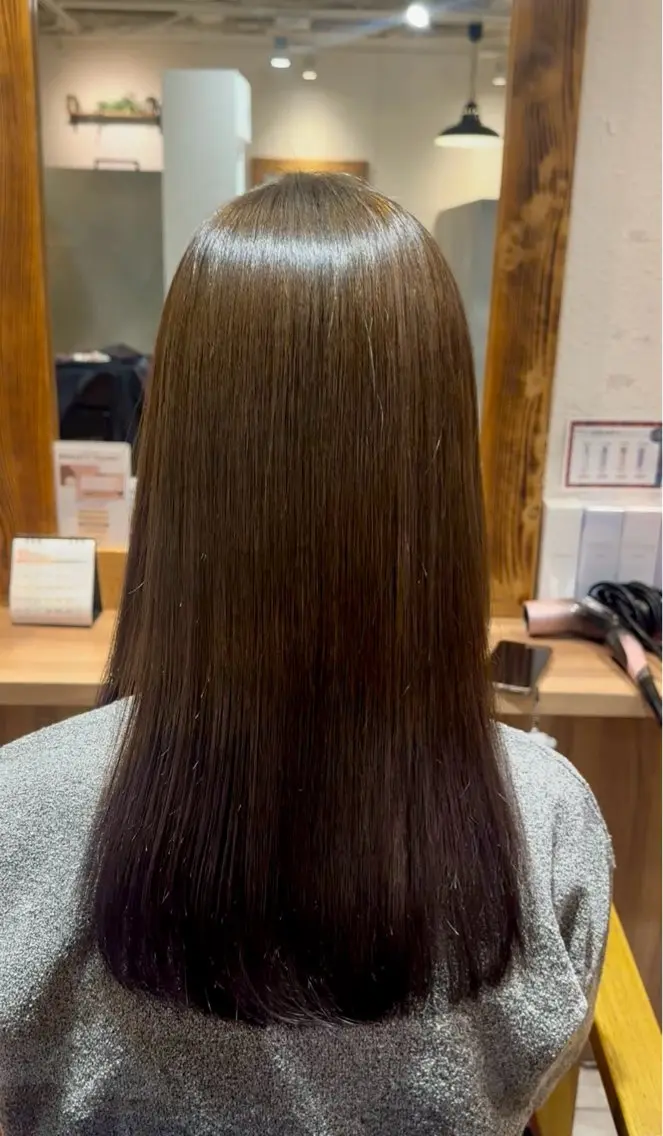 カラー カイン トゥゾーのヘアスタイル
