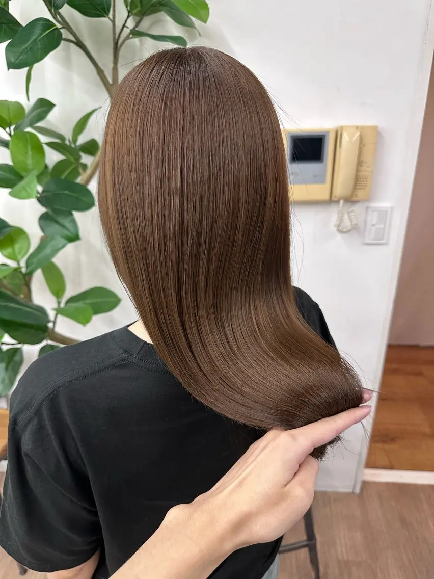 セミロング カラー カット ヘアカラー トリートメント 渡辺 鴻江のヘアスタイル
