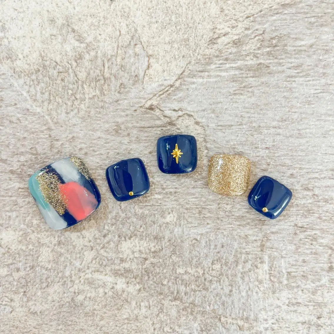 ネイル Tiary Nail Fのネイルデザイン