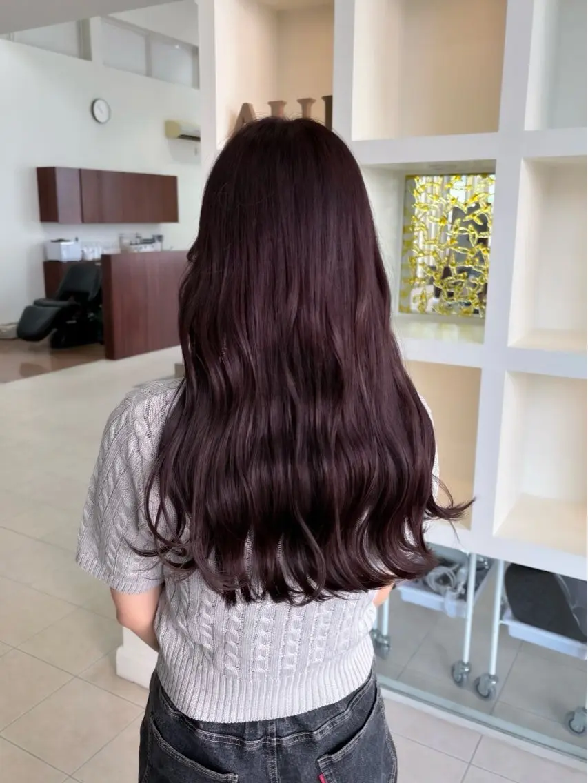 ロング alu yuinaのヘアスタイル