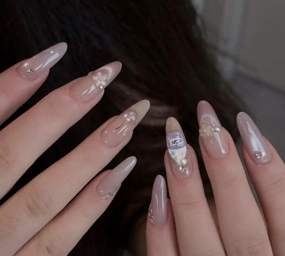 ネイル ハンドネイル 🎀 NaNa_nailのネイルデザイン