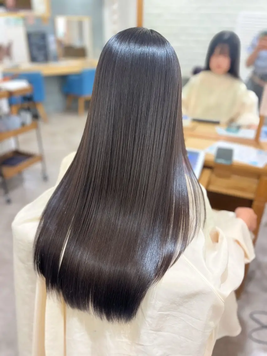 ロング 縮毛矯正 merc.🐑🤍 山口夏希のヘアスタイル