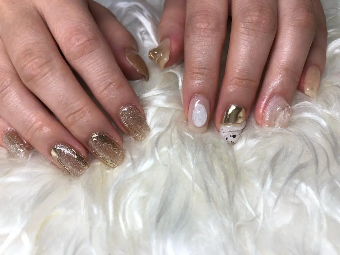 ネイル ハンドネイル パラあり！フィルイン 美フォルムのネイルデザイン