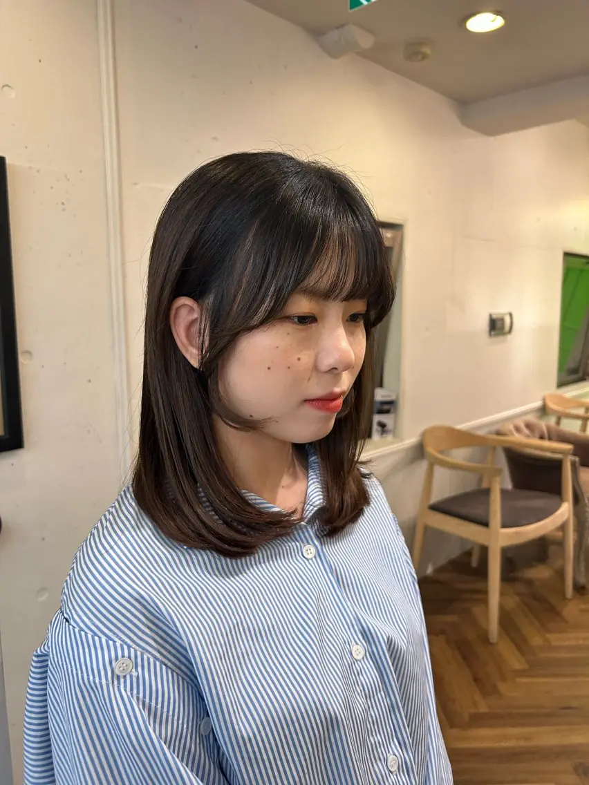 セミロング 韓国風ヘア すずき さくやのヘアスタイル