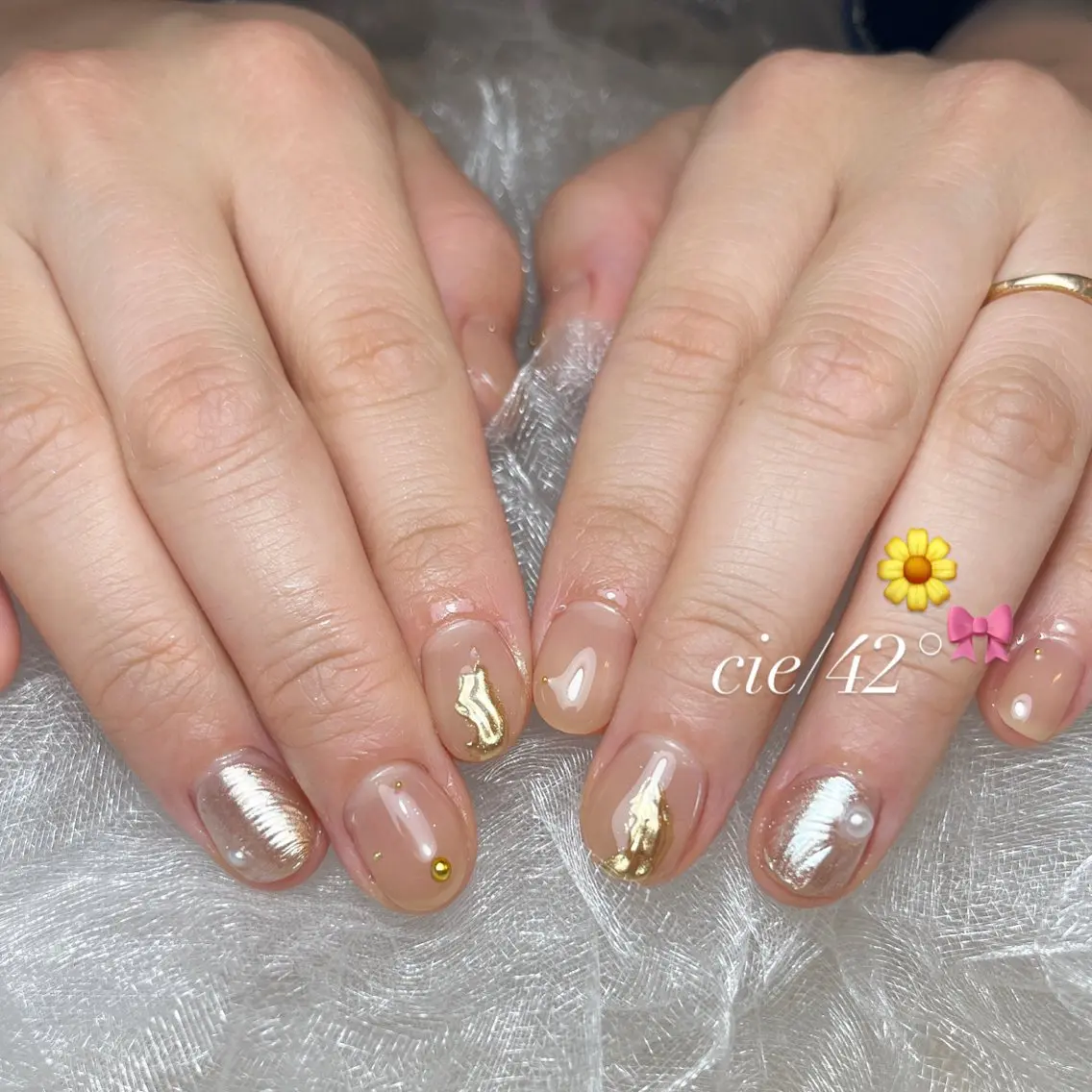 ネイル cie/42° NIJINAのネイルデザイン