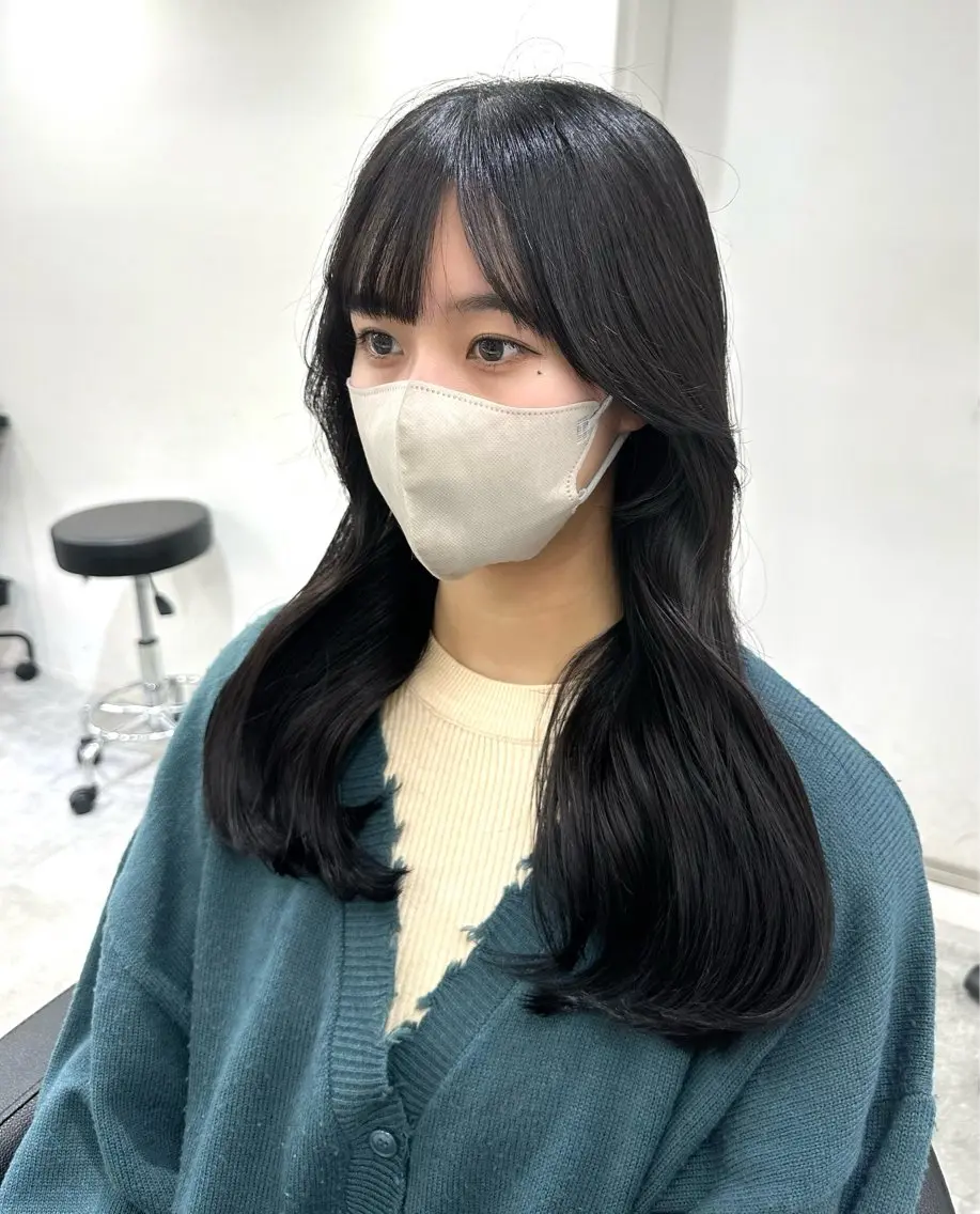 ロング カラー ミディアムレイヤー 添田晃基のヘアスタイル