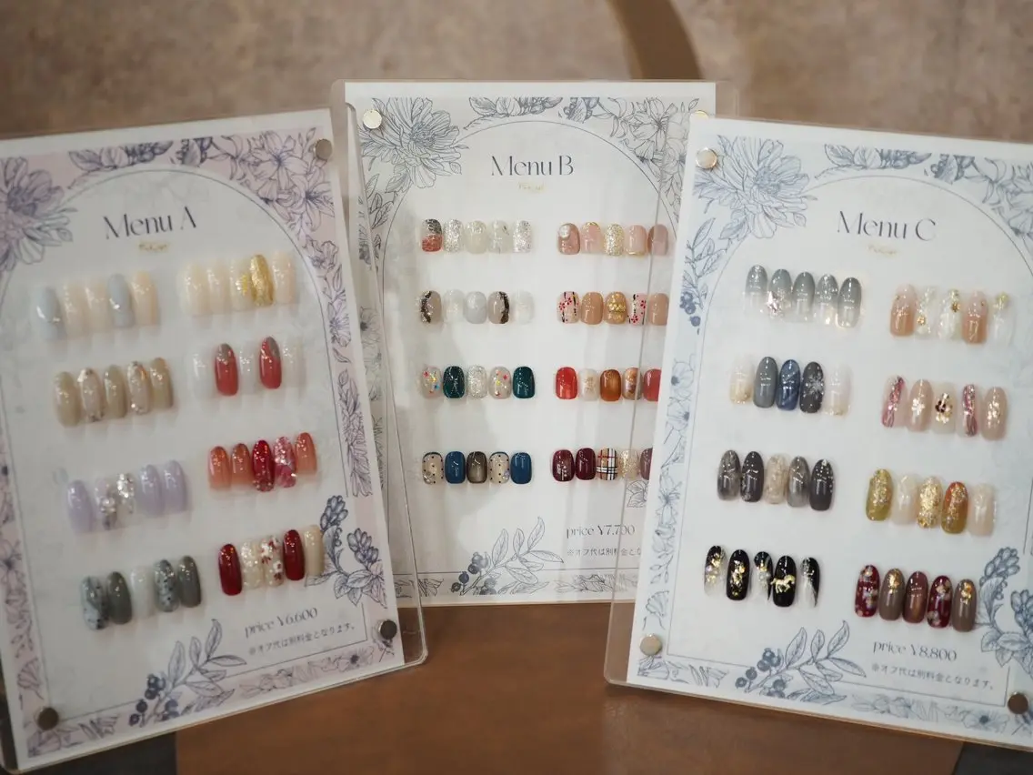 ネイル ハンドネイル glaNje aoiのネイルデザイン
