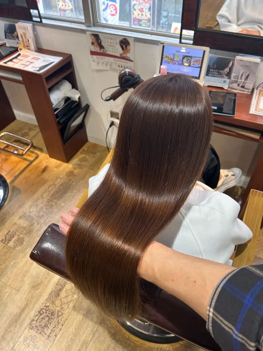 【人気NO.3】カット+酸性ストレート+4step補修トリートメントの写真