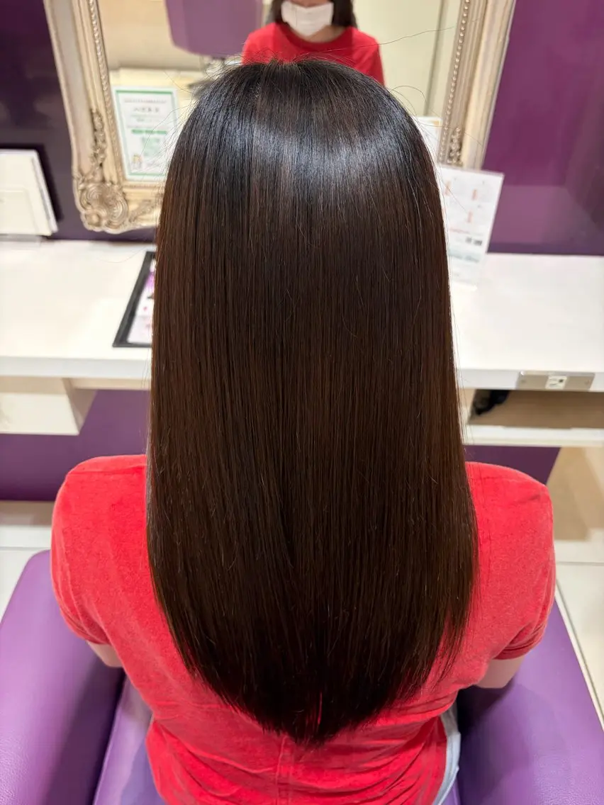 セミロング トリートメント 林 愛咲子のヘアスタイル