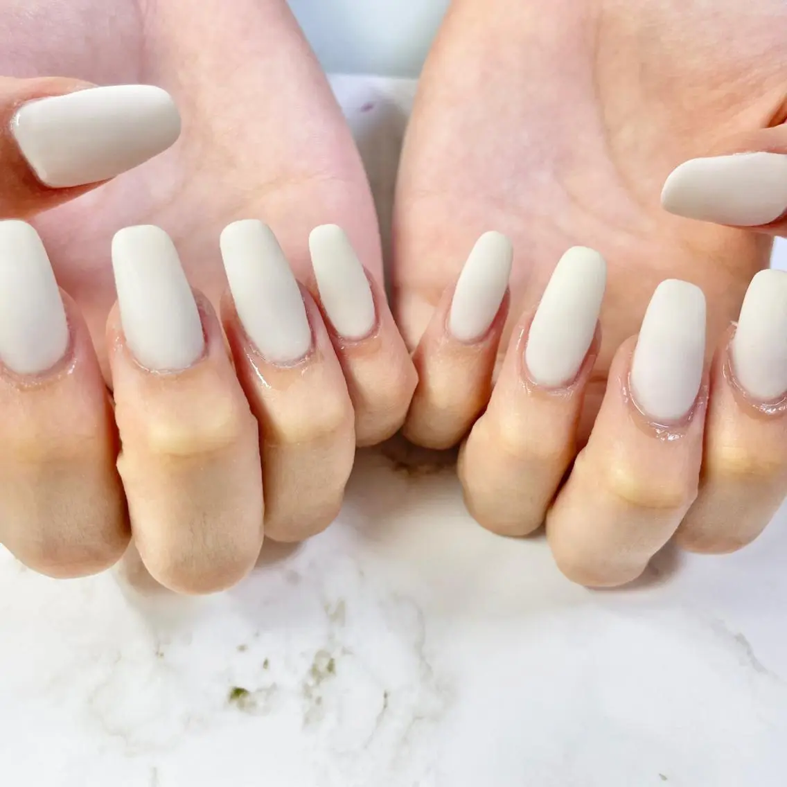 ネイル マットネイル スカルプネイル ホワイト Y's nailのネイルデザイン
