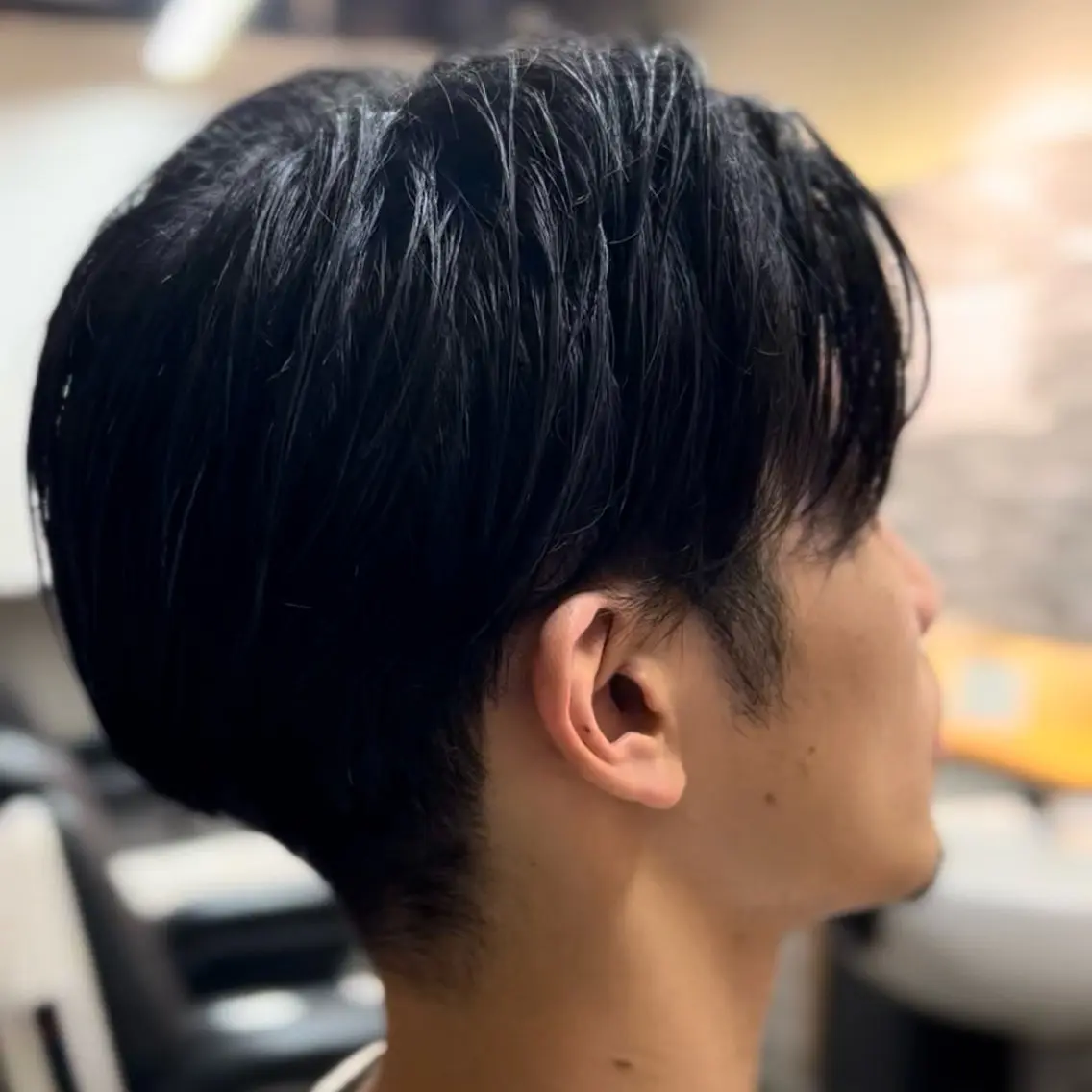 ミディアム メンズ ミディアムパーマ センターパート メンズパーマ カット FRISEUR/山本 美芽のヘアスタイル
