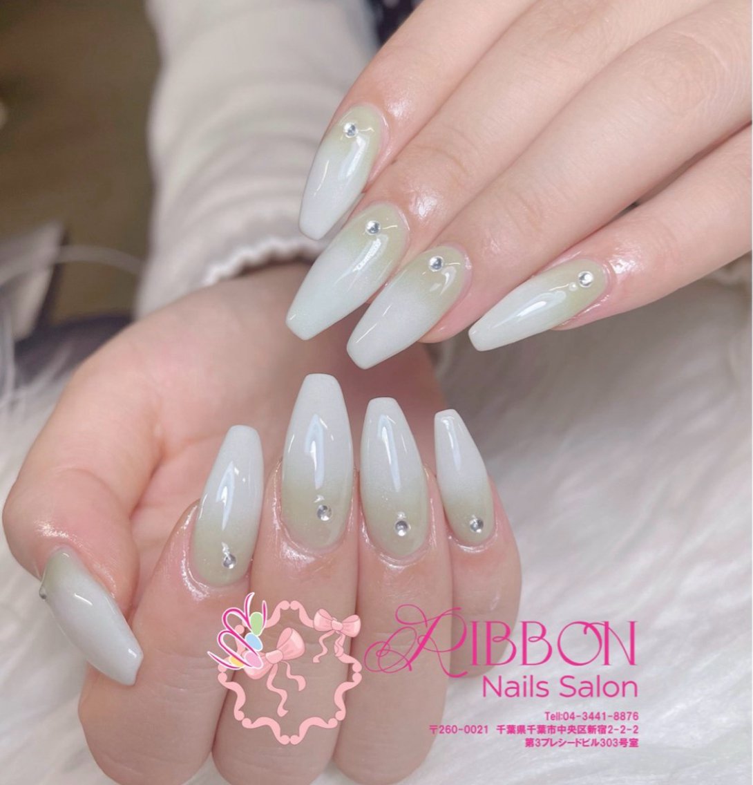 ネイル Nini 🎀のネイルデザイン