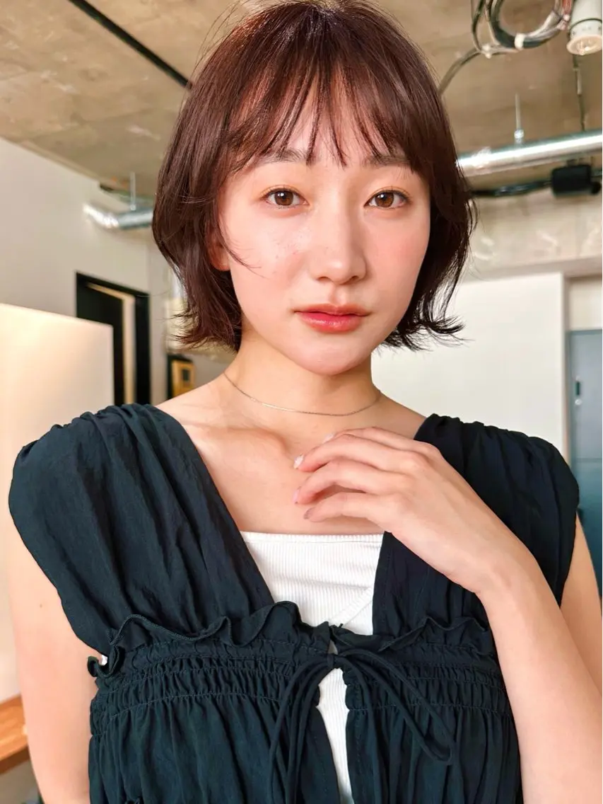ショート カラー パーマ kazuki【顔周り ×レイヤーカット】のヘアスタイル