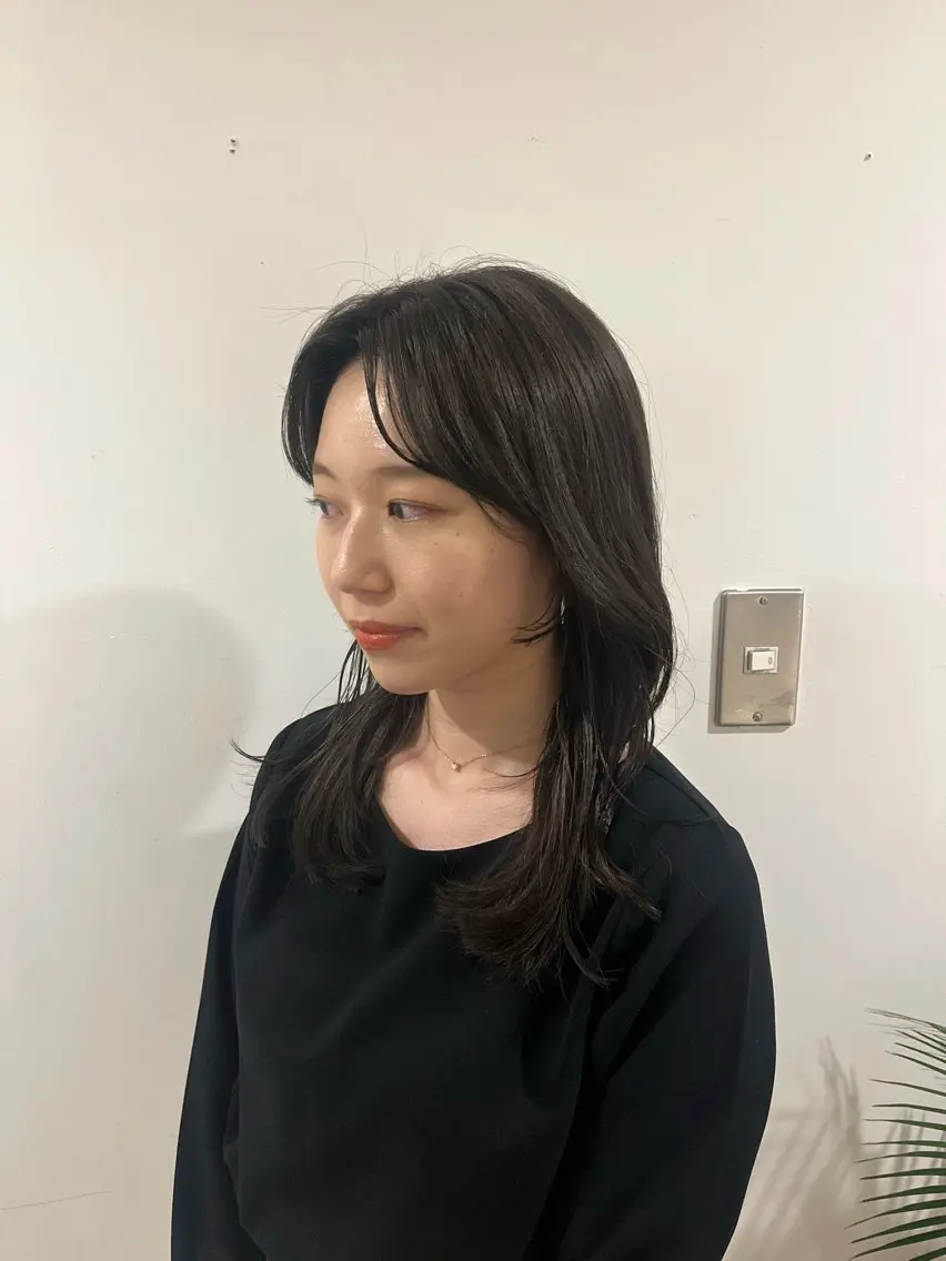 セミロング 🟡ひろの/ツヤ カラー/髪質改善🟡のヘアスタイル