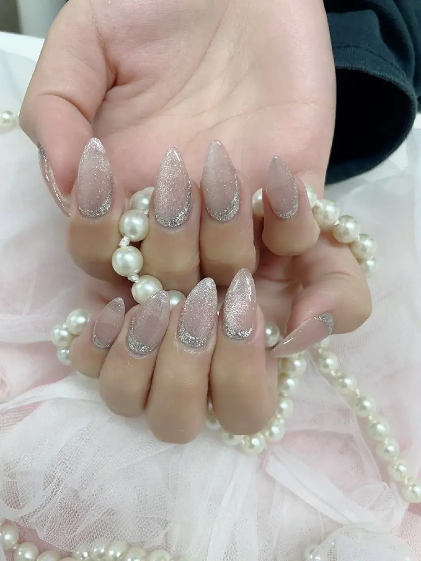 ネイル ENsalon AKIRAのネイルデザイン