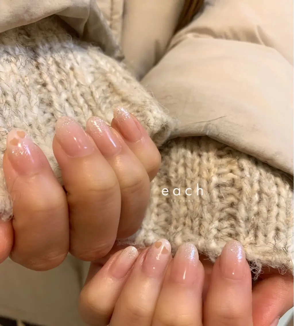 ネイル アートネイル each Hibikiのネイルデザイン