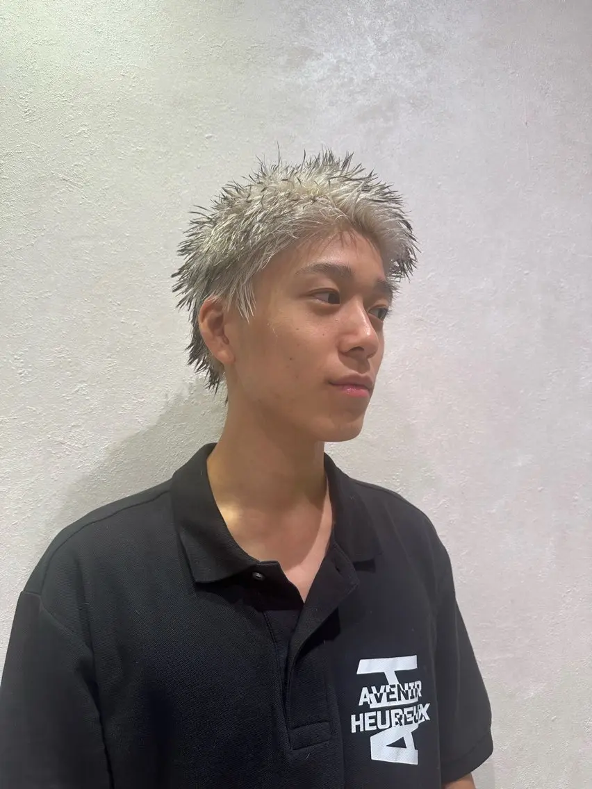 メンズ スパイキーショート 刈り上げ 永田虹輝 /無造作パーマのヘアスタイル