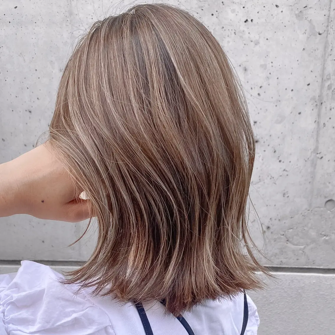 ミディアム カラー ハイライトカラー ハイライト 山下泰誠 TIDEHAIR🌱のヘアスタイル